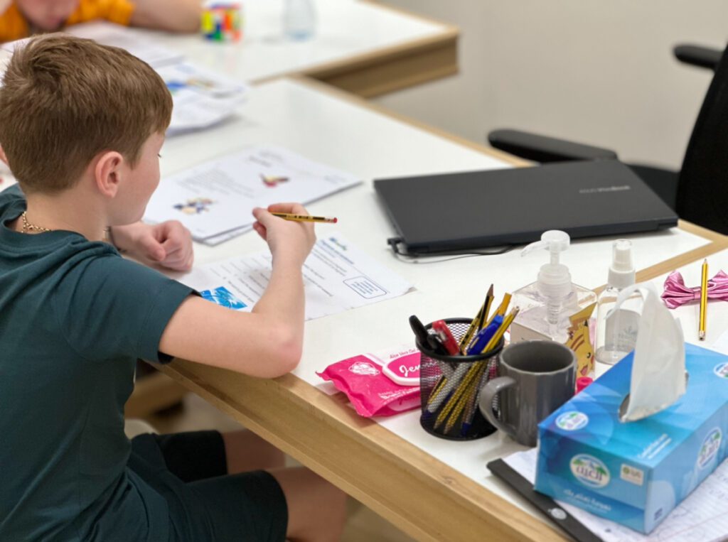 a student at Edunostic Learning Center studying English and math with dubai's best tutoring center